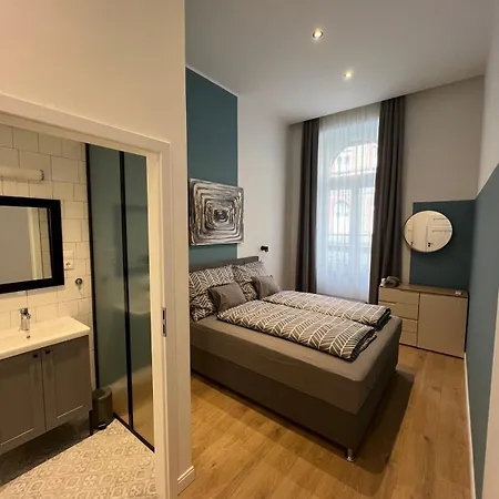 Izabella66 Budapešť