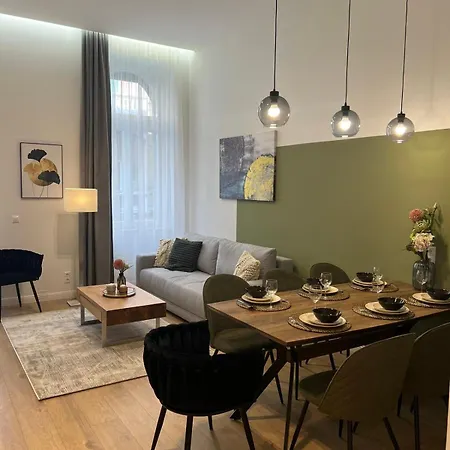 Izabella66 * Budapešť