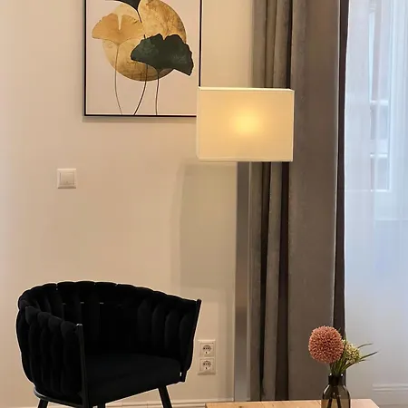 Izabella66 Apartmán *