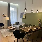 Izabella66 * Budapest